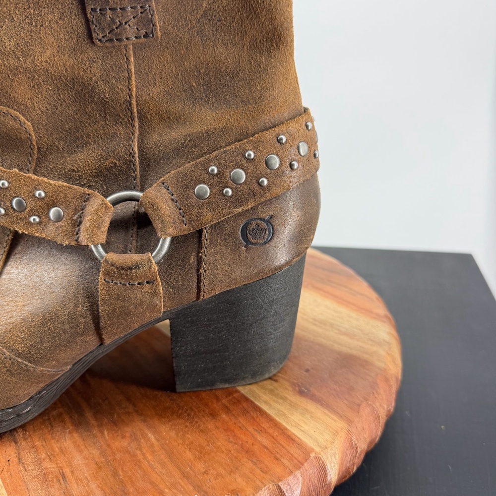 Born Slater Women's Harness Strap Cowboy Ankle Boots in a brown suede finish 9.5 - Picture 4 of 8